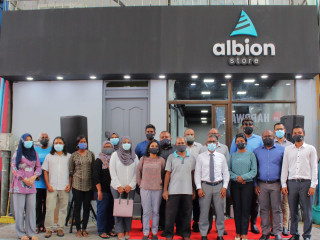 އެލްބިއަން ސްޓޯރގެ އައު ފިހާރަ ހުޅުވުމުގެ ތެރެއިން