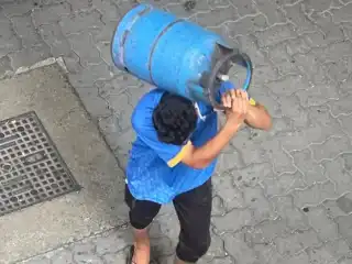 Authorities set designated hours for heavy vehicle movement and goods transport in the Greater Male' Area during Ramadan