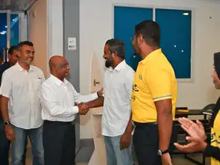 އެމްޑީޕީގެ ކުރީގެ ރައީސް ޝާހިދު އާއި ކެމްޕެއިން ޓީމަށް ކުޅުދުއްފުށި ސިޓީ އިން ހޫނު މަރުހަބާ އެއް!