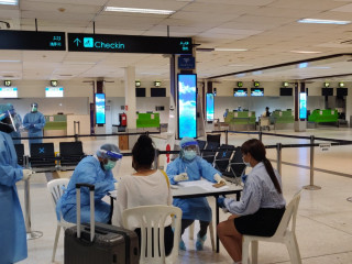 ރާއްޖޭގައި ތިބި ތައިލެންޑް މީހުން ފުރަން އެއަރޕޯޓުގައި