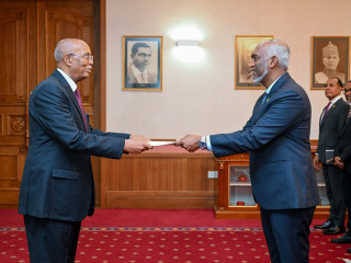 The new Ambassador of Eritrea presented credentials to the president on Monday