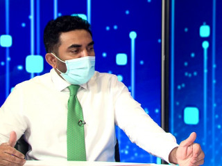 ހެލްތް މިނިސްޓަރ އަމީން ރާއްޖެޓީވީގެ ފަލަސުރުޙީ ޕްރޮގްރާމަށް އިންޓަރވިއު ދެއްވަނީ