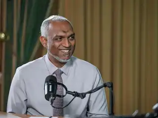 މި ސަރުކާރުން ލޯނެއް ނުނަގާނެ، ނަގާނީ ޑޮލަރު!