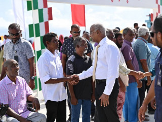 President Ibrahim Mohamed Solih and First Lady Fazna Ahmed concluded their tour of Faafu atoll on Sunday