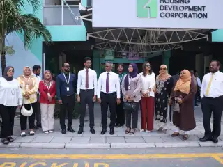 Malé City Mayor Adam Azim and city councilors visited the Housing Development Corporation (HDC) on Wednesday to discuss municipal services in Hulhumalé; however, they were denied the opportunity to hold the meeting.