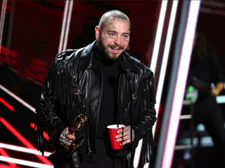 ޕޯސްޓް މެލޯން  - ބިލްބޯޑް އެވޯޑް 2020