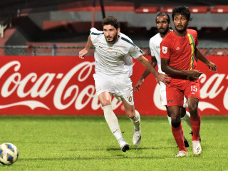 ގްރީން ސްޓްރީޓްސް އާއި ދަ ގްރާންޑޭ ބައްދަލުކުރި މެޗުގެ ތެރެއިން: މި މެޗުން ގްރީން ސްޓްރީޓްސް މޮޅުވީ 1-0 ން