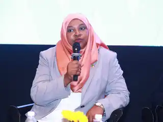 ލަންކާ އަށް ފަހު މެލޭޝިއާ: މެލޭޝިއާ ގައި އުޅޭ ދިވެހިންނަށް ވެސް ބޮޑެތި ދަތިތައް ކުރިމަތިވޭ: ޝަރީފް