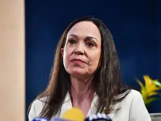 ވެނެޒުއެލާގެ އިދިކޮޅު ލީޑަރު މަރީއާ ކޮރީނާ މަޗާޑޯ