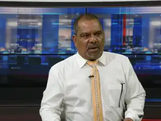 ރާއްޖެޓީވީގެ ފަލަސުރުހީ ޕްރޮގްރާމްގައި އެމްޑީޕީ ގައުމީ މަޖިލީހުގެ މެންބަރު ޝާތިރު އަބްދުއްރަހްމާން ވާހަކަ ދައްކަވަނީ.  