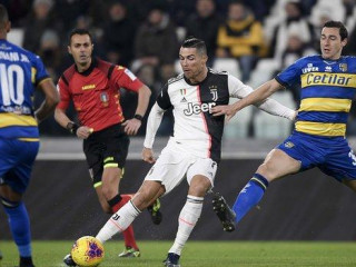 އިޓާލިއަން ލީގުގެ މެޗެއްގެ ތެރެއިން