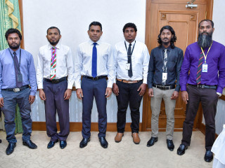 VP Naseem with members of Rathafandhoo council