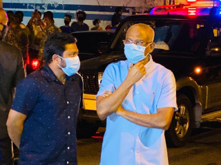 President Ibrahim Mohamed Solih visits the scene of Friday’s fire
