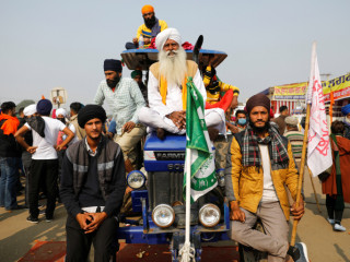 އިންޑިޔާގެ ދަނޑުވެރިން ކުރަމުންދާ މުޒާހަރާގެ ތެރެއިން