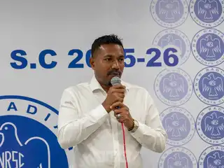 ނިއުގެ ޗެއާމަން މުބީންގެ ތައުރީފު މާޒިޔާ އާއި އެ ކުލަބުގެ އިސްވެރިންނަށް 