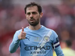 މެންޗެސްޓަރ ސިޓީ އަށް ކުޅެމުން އަންނަ ބެނާޑޯ ސިލްވާ