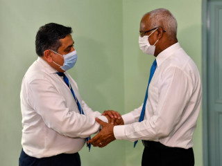 Lord (Tariq) Ahmad of Wimbledon paid a courtesy call on the president on Saturday afternoon, in Felivaru island