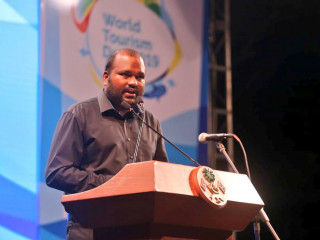 ޓުއަރިޒަމް މިނިސްޓަރ އަލީ ވަހީދު