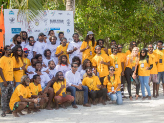 ޖަލު ކާޅު ސާރފިންގ ކޮމްޕެޓިޝަން ގެ ނަމުގައި ހިންމަފުށީގައި ރާޅާއެޅުމުގެ މުބާރާތެއް ފަށައިފި