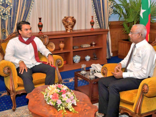 ނަމަލް އާއި ރައީސް ސޯލިހު ބައްދަލު ކުރައްވަނީ