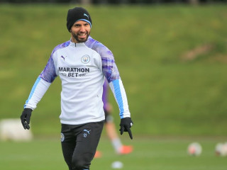 މެންޗެސްޓާ ސިޓީއަށް ކުޅެމުން އަންނަ އާޖެންޓީނާގެ ފޯވާޑް ސާޖިއޯ އަގުއޭރޯ