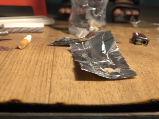 ކެފޭ އުސޫލުން މަސްތުވާތަކެތީގެ ހިދުމަތް ދޭ ތަނެއްގައި، މަސްތުވާތަކެތި ކަމަށް ޝައްކު ކުރެވޭ އެއްޗެހިތަކެއް