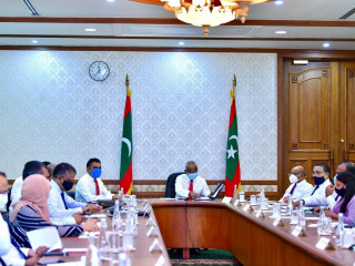 ފަތުރުވެރިން ޒިޔާރަތްކުރުން އަލުން ހުޅުވާލުމާއި ގުޅޭ ގައިޑްލައިނާއި ބެހޭގޮތުން ބޭއްވި މަޝްވަރާ ބައްދަލުވުމުގެ ތެރެއިން