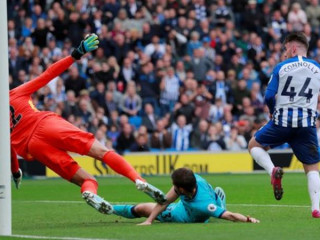 ބްރައިޓަން އަދި ޓޮޓްނަމް ކުޅުނު މެޗުގެ ތެރެއިން