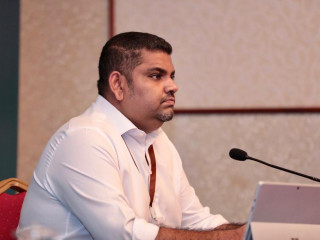 ރައީސް އޮފީހުގެ ތަރުޖަމާން މަބްރޫކް އަޒީޒް - ކޮރަޕްޝަންގެ މައްސަލަތައް ބެލުމުގައި ވަކި މީހަކަށް ނުބަލާނެކަމުގެ ޔަގީންކަން ދެއްވާފައިވޭ