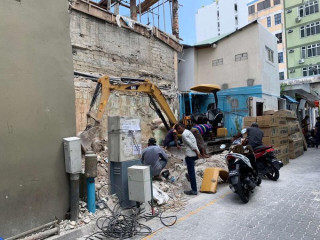 ހާޖަރާގެ ތަޅާލުމުގެ މަސައްކަތް ކުރަމުންދަނީ