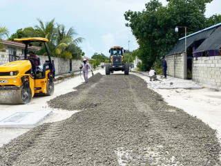 ފޮނަދޫ މަގު ހެދުމުގެ މަސައްކަތް ކުރިއަށްދަނީ