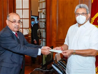 ސްރީލަންކާ ރައީސްގެ ތިން މަހުގެ މުސާރަ ކޮވިިޑް-19 ފަންޑަށް