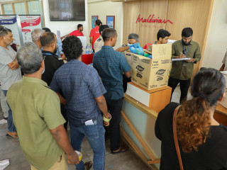 ލަންކާ އަށް ކެއާ ޕެކޭޖް ފޮނުވަން ބަޔަކު ކިޔޫޖެހިގެން