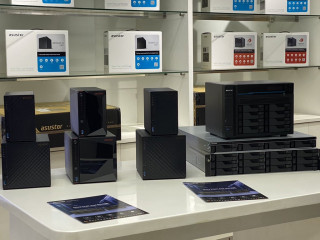 އަސުސްސްޓޯ ޕްރޮޑަކްޓްގެ ޑިވައިސްތައް