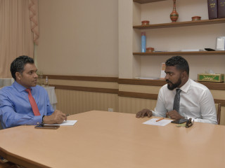 ނައިބު ރައީސް ފައިޞަލް ނަސީމް، މ. ކޮޅުފުށި ކައުންސިލްގެ ރައީސާ  ބައްދަލު ކުރަށްވައިފި