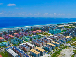 އިއާދަކުރަނިވި ހަކަތަ އުފެއްދުމަށްޓަކައި ހުޅުމާލެ ފްލެޓްތަކުގައި ސޯލަރ ޕެނަލް ހަރުކޮށްފައި