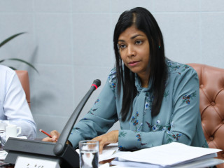 މިނިވަން މުއައްސަސާތަކުގެ މުގައްރިރު ރޮޒައިނާ އާދަމް