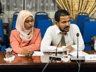 ރާއްޖެޓީވީގެ ހެޑް އޮފް ޕްރޮގްރާމްސް އެންޑް ކޯޑިނޭޝަން އާމިރު ސަލީމް އަދި ނިއުސްޑިރެކްޓަރ ޒިހްނަތު ހަސަން