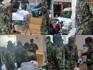 ކޮވިޑް-19 އާއި ގުޅިގެން މާލެ ސިޓީ ލޮކްޑައުންކުރުމުން ސިފައިން އަންނަނީ އާންމުންނަށް އެހީތެރިވަމުން