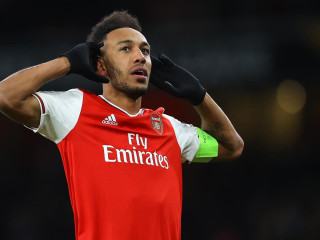 އާސެނަލްގެ ކެޕްޓަން ޕިއޭ-އެމެރިކް އޮބާމަޔަން: އޭނާ ހޯދުމަށް ޔޫރަޕްގެ ބޮޑެތި ކްލަބުތަކުން އަންނަނީ މަސައްކަތް ކުރަމުން