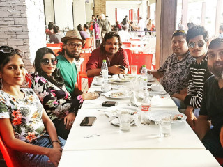 \"ނޮވެމްބަރު\" ގެ ޓީމު