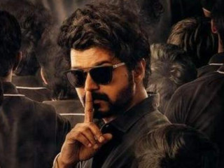 ފިލްމު މާސްޓަރ ގެ ޕޯސްޓަރެއްގައި ވިޖޭ