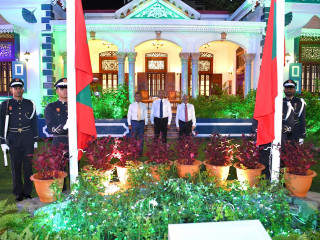 ރައީސް އިބްރާހިމް މުހައްމަދު ސާލިޙާއި ކުރީގެ ރައީސް މައުމޫން އަބްދުލް ޤައްޔޫމް އަދި ރައްޔިތުންގެ މަޖިލީހުގެ ރައީސް މުހައްމަދު ނަޝީދު