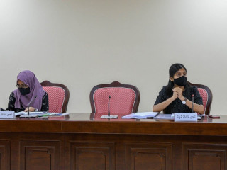 ރައްޔިތުންގެ މަޖިލީހުގެ 241 ކޮމިޓީގެ ސަބް ކޮމިޓީން އެޓަރނީ ޖެނެރަލް އޮފީހުގެ ބޭފުޅުންނާ މަޝްވަރާ ކުރައްވަނީ