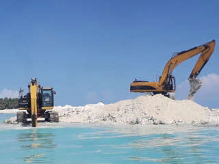 ފުޅަދޫ ބަނދަރުގެ މަސައްކަތް ކުރިޔަށް ދަނީ