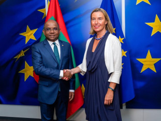 އައު ސަރުކާރުން ބޭރު ދުނިޔެއަށް ދިއްކޮށްލި އަތުގައި ޤައުމުތަކުން ހިފައިފި