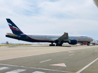 އޭރޯފްލޮޓްގެ ބޮއިން 777 ގެ ފްލައިޓް