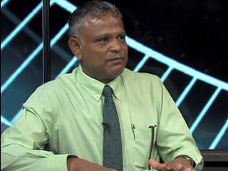 ހަޔަރ އެޑިއުކޭޝަން މިނިސްޓަރު ޑރ. އިބްރާހިމް ހަސަން