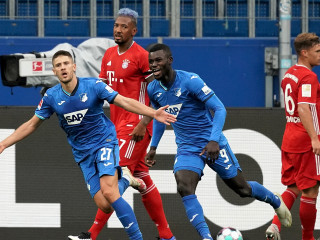 ހޮފެންހައިމާއި ބަޔާން ބައްދަލުކުރި މެޗުގެ ތެރެއިން: މި މެޗުން ހޮފެންހައިމް މޮޅުވީ 4-1 ން