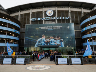 މެންޗެސްޓާ ސިޓީގެ އިއްތިހާދު ސްޓޭޑިއަމް: ޔުއެފާއިން ވަނީ ސިޓީ ދެ ސީޒަނަށް ސަސްޕެންޑް ކޮށްފައި